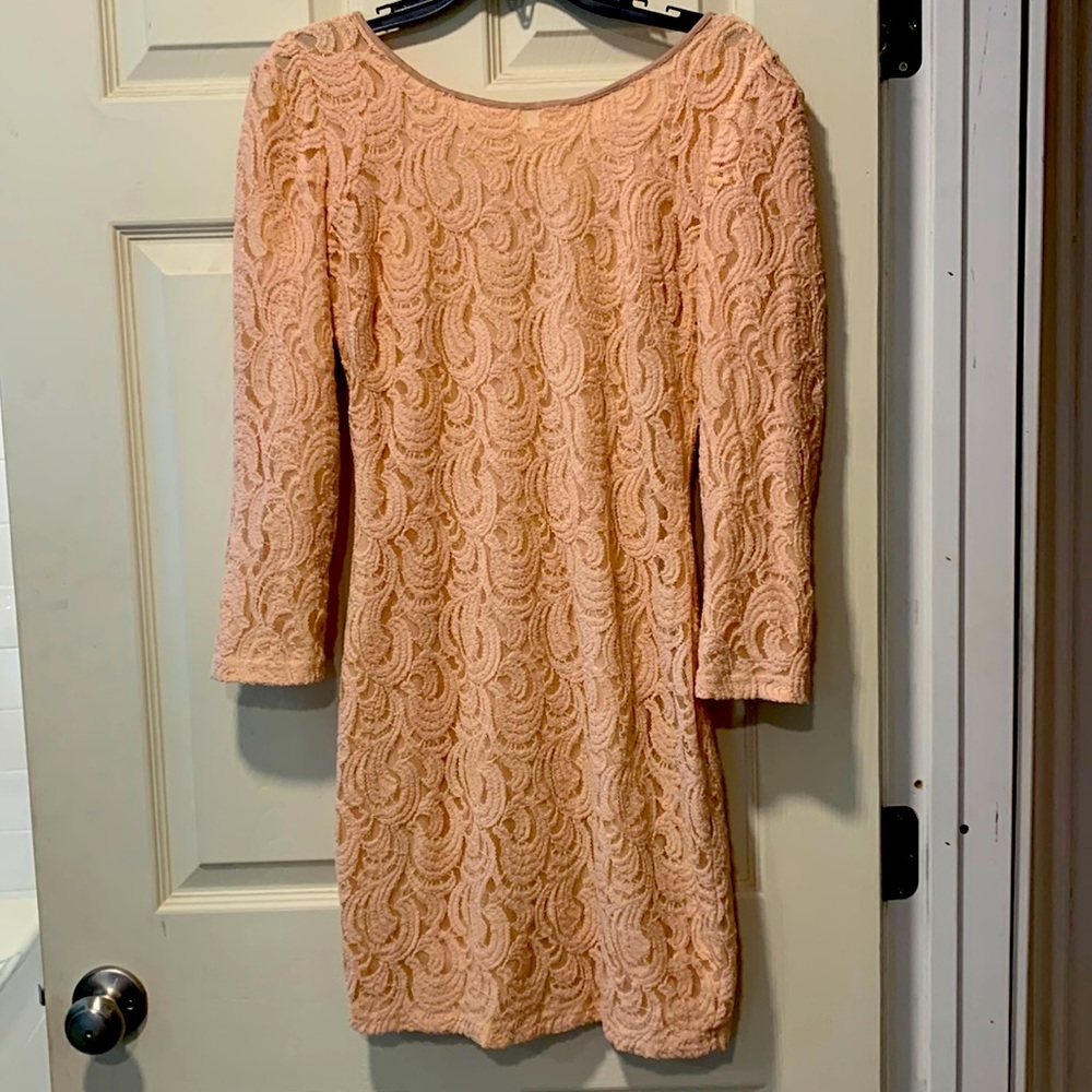Giani Bini 3/4 sleeve dusty pink lace dress
